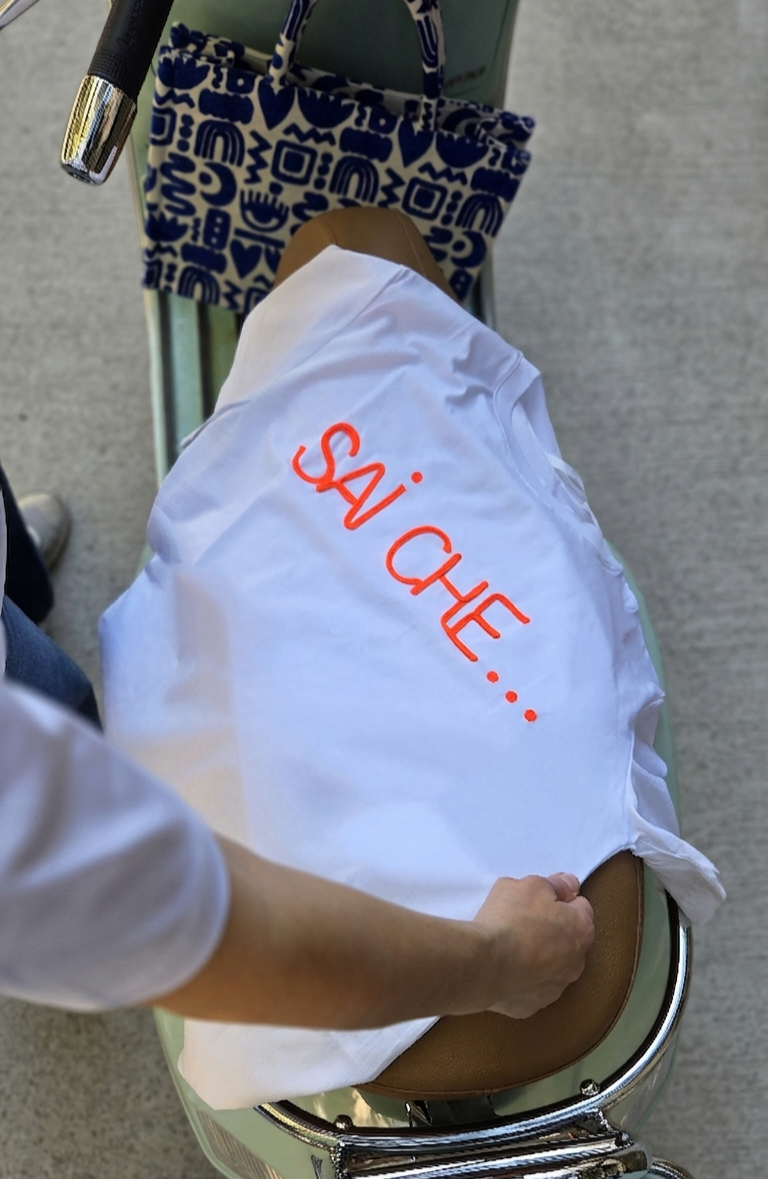 φλου(ο) tshirt- Sai che...