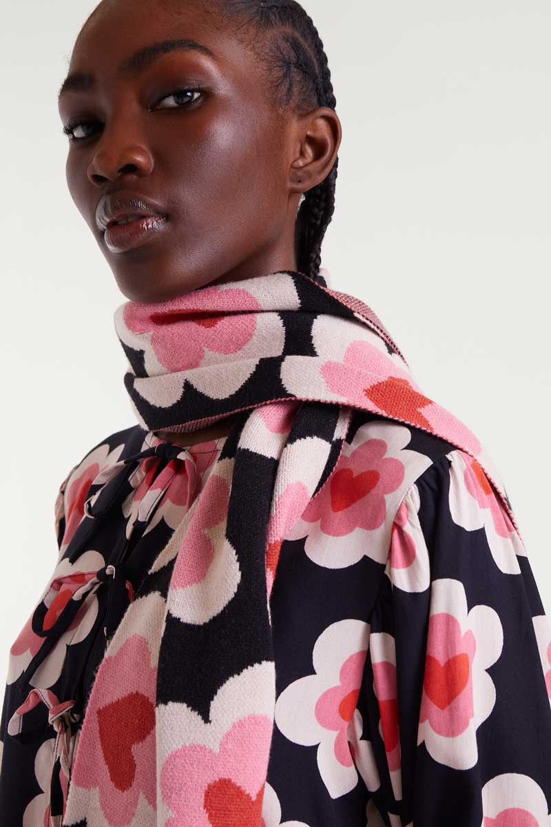 sweet heart κασκόλ με καρδιές