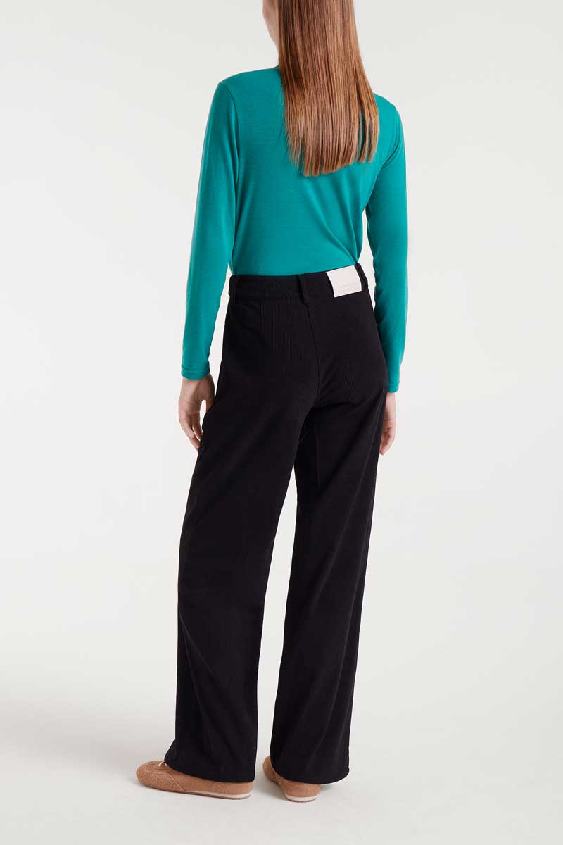 κοτλέ παντελόνι