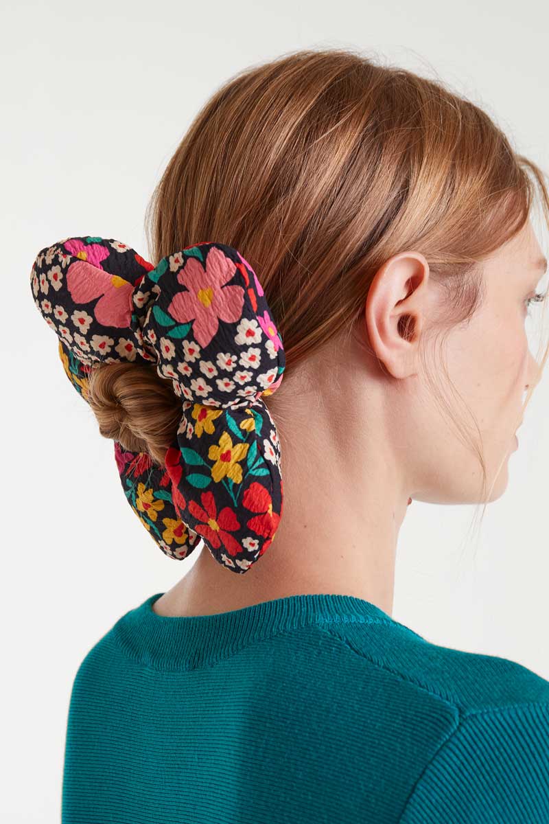 giardino αξεσουάρ για μαλλιά με λουλούδια