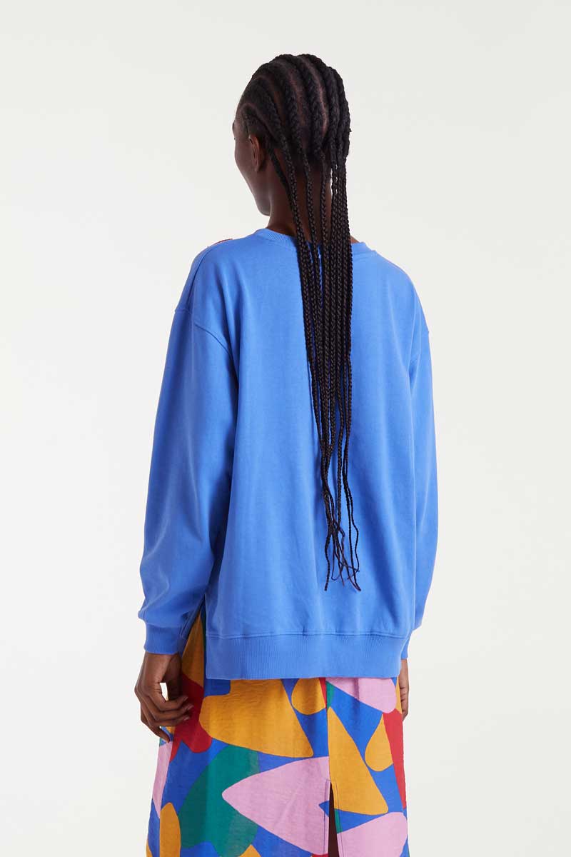 μπλε φούτερ με καρδιές