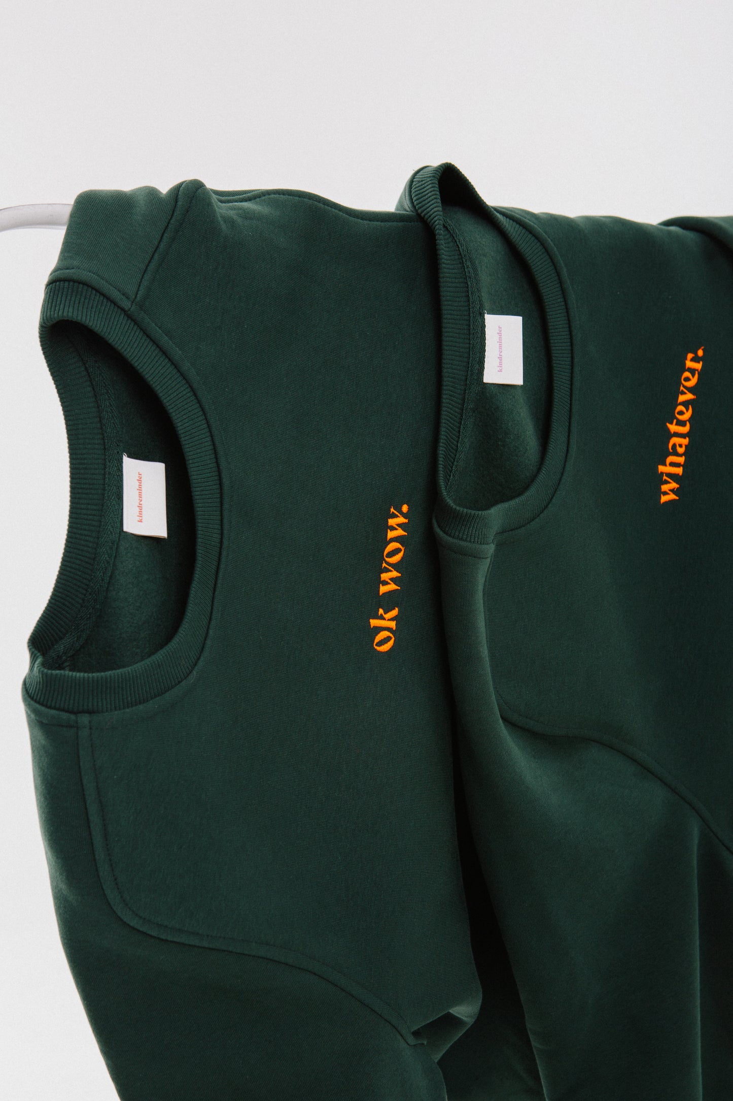 ok wow. sweatshirt green/orange