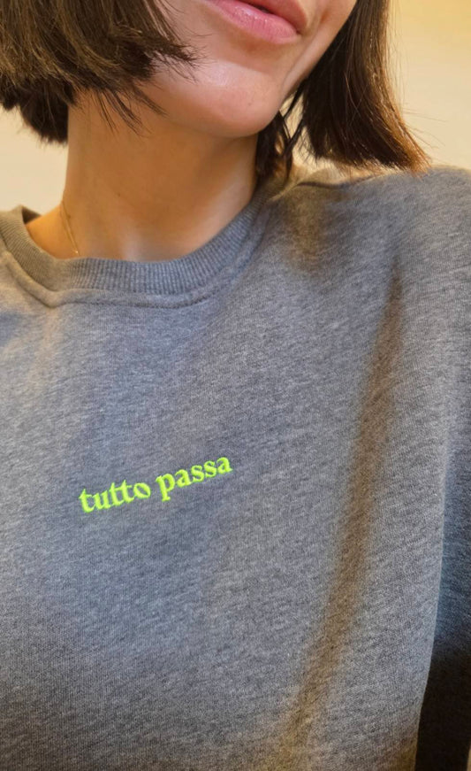 Tutto passa sweatshirt grey